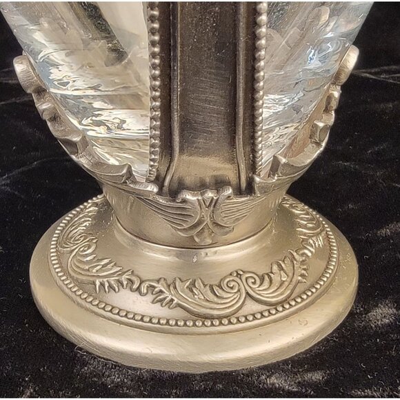 Vintage FTD Pewter and Glass Cross Urn Chalice Decorative Vase - Picture 13 of 16